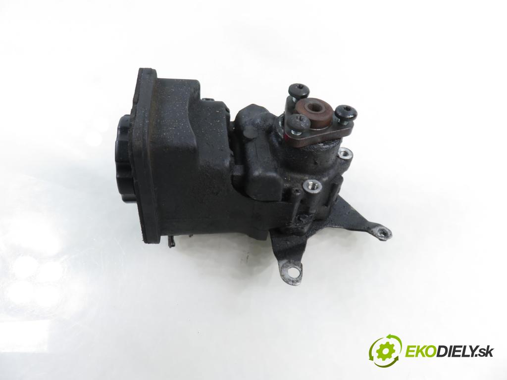 BMW 5 (E60) SEDAN 2006 170,00 530 xd 231 - M57 D30 (306D3) 2993,00 pumpa servočerpadlo 7693974 (Servočerpadlo)