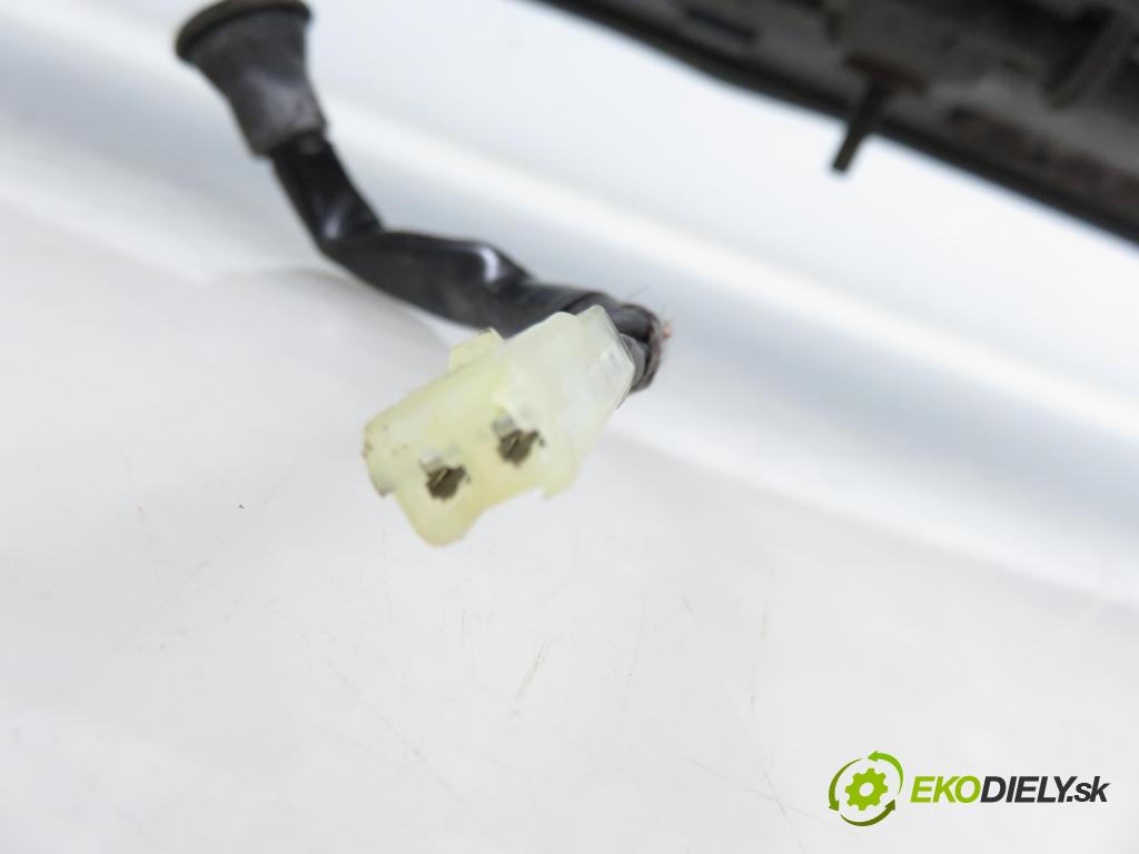 SUBARU FORESTER (SG_) KOMBI 2006 92,00 2.0 AWD 125 - EJ201 1994,00 zadní část - čelo dveří kufr