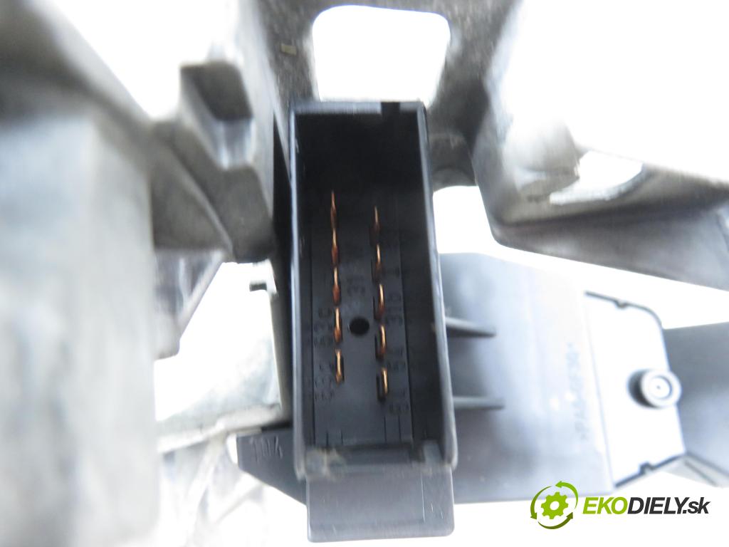 SMART CITY-COUPE (450) HB 2001 30,00 0.8 CDI R3 41 - OM 660.940 799,00 páčka/prepínač 67215001 ; 0001185