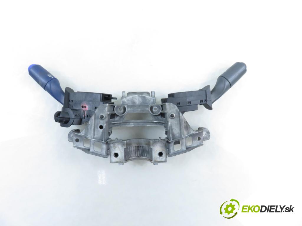 SMART CITY-COUPE (450) HB 2001 30,00 0.8 CDI R3 41 - OM 660.940 799,00 páčka/prepínač 67215001 ; 0001185