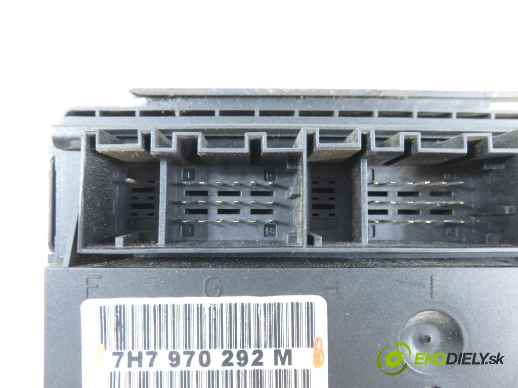 VW TRANSPORTER V Skrzynia (7HA, 7HH, 7EA, 7EH) FURGON 2008 75,00 1.9 TDI - BRS 1896,00 MODUL komfortu 7H0937049R ; 7H7970292M