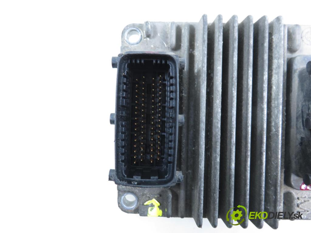 OPEL ASTRA G Kombi (T98) KOMBI 2003 55,00 1.7 DTI 16V - Y 17 DT 1686,00 řídící jednotka motora 8973065751 ; 12212819