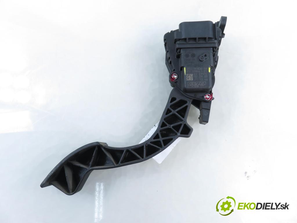 FORD FOCUS II (DA_, HCP) HB 2005 85,00 1.8 TDCi 115 - KKDA 1753,00 potenciometr plynového pedálu 4M519F836AH ; 6PV00864101 (Potenciometr plynového pedálu)