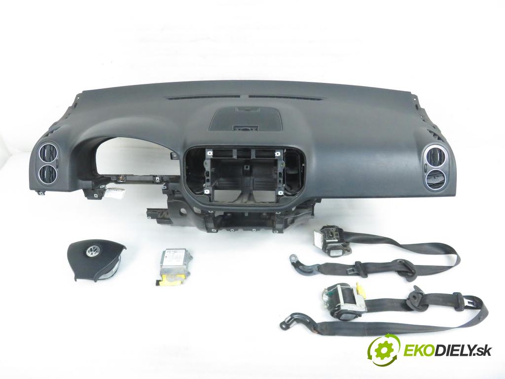 VW GOLF PLUS (5M1, 521) HB 2006 66,00 1.9 TDI - BRU 1896,00 doska