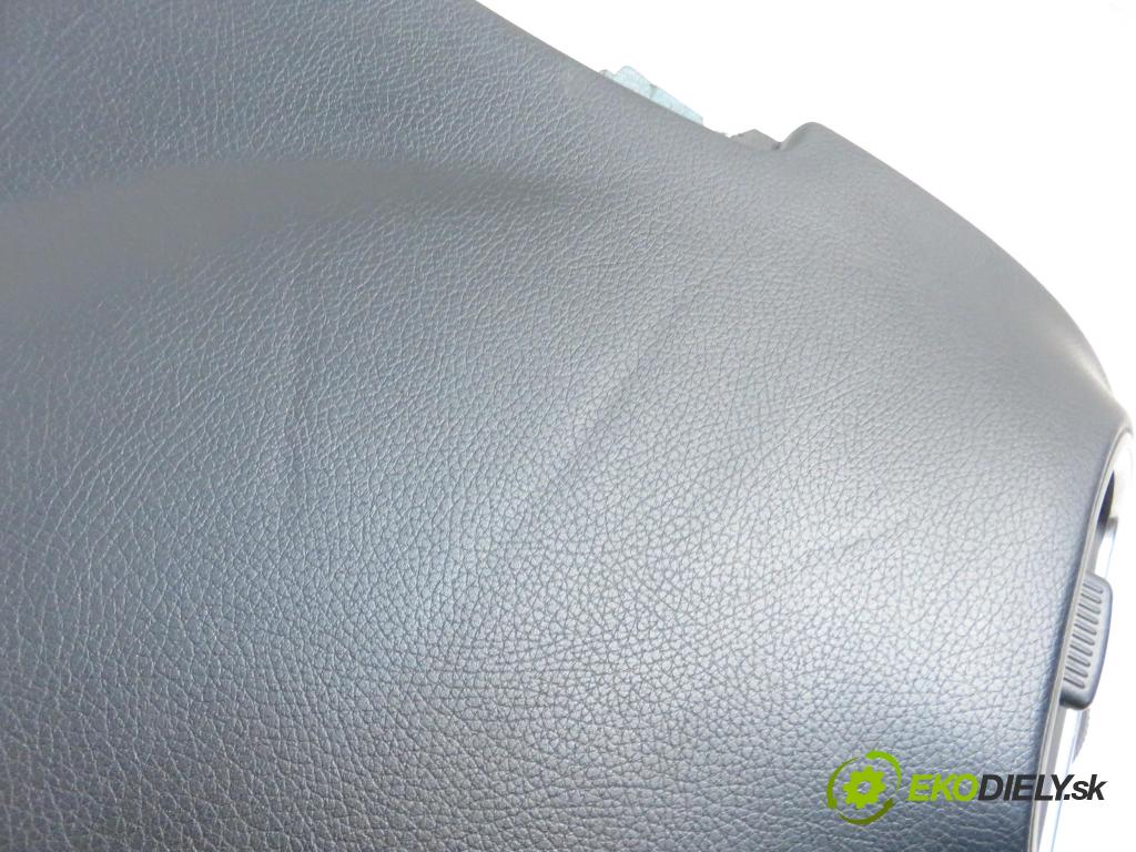 VW GOLF VI Variant (AJ5) KOMBI 2010 77,00 1.6 TDI - CAYC 1598,00 doska