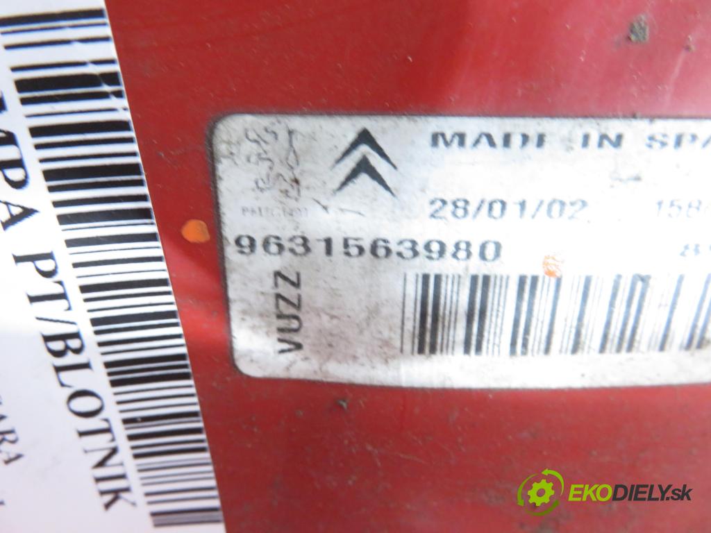 CITROEN XSARA PICASSO (N68) MINIVAN 2002 85,00 1.8 16V - 6FZ (EW7J4) 1749,00 Svetlo pravé zadné 9631563980
