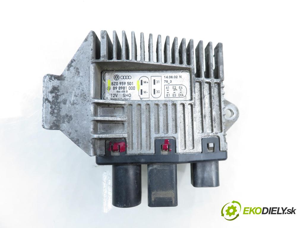 AUDI A2 (8Z0) HB 2002 55,00 1.4 TDI - AMF 1422,00 řídící jednotka VENTILÁTORY 8Z0959501 ; 898981000