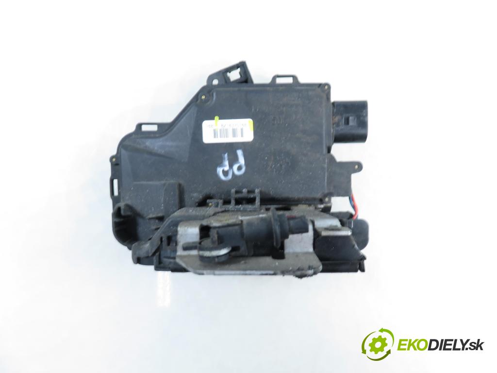 AUDI A2 (8Z0) HB 2002 55,00 1.4 TDI - AMF 1422,00 zámok PPE 8Z1837016E