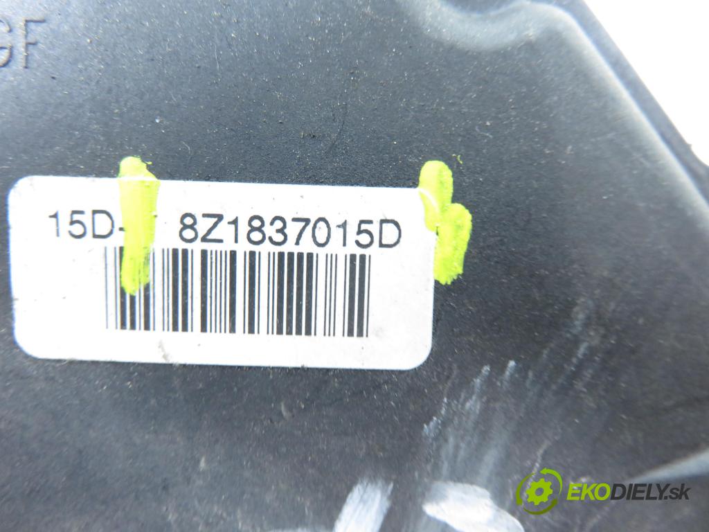 AUDI A2 (8Z0) HB 2002 55,00 1.4 TDI - AMF 1422,00 zámok 8Z1837015D