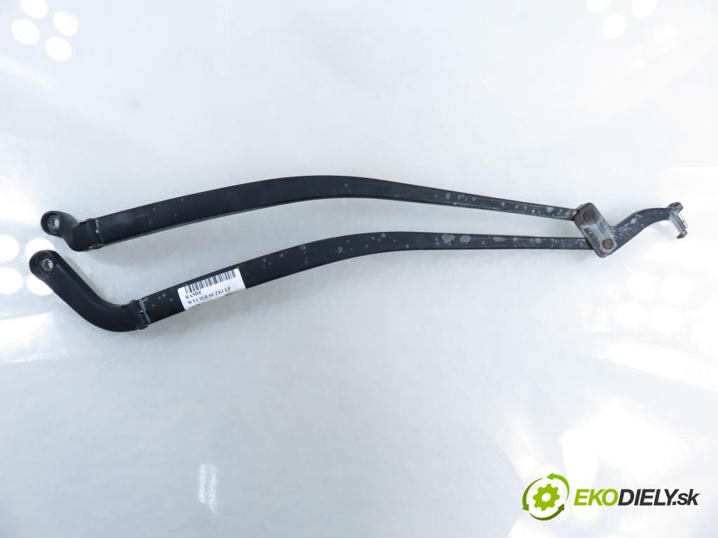 AUDI A2 (8Z0) HB 2002 55,00 1.4 TDI - AMF 1422,00 RAMENO: stierače LP