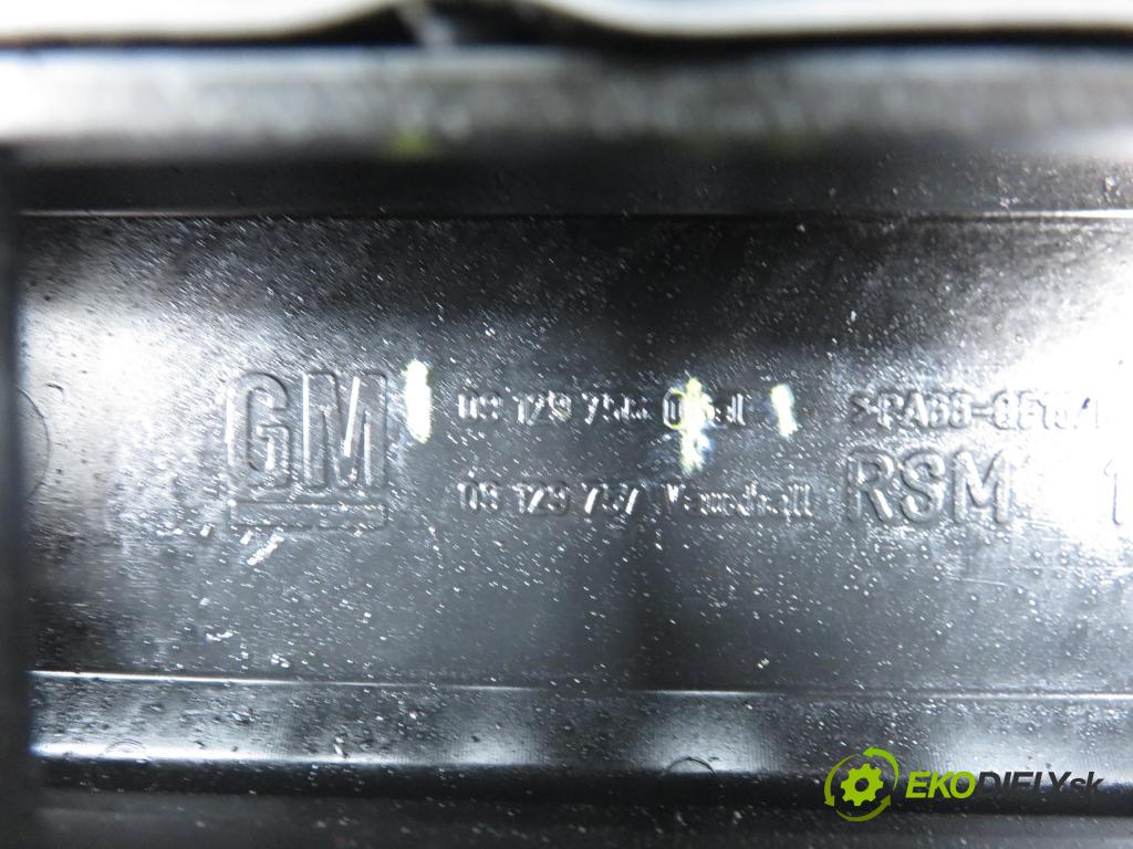 OPEL CORSA C (X01) HB 2000 43,00 1.0 12V 58 - Z 10 XE 973,00 kryt Ventilů 24403771 ; 09129756