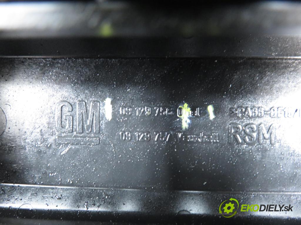 OPEL CORSA C (X01) HB 2000 43,00 1.0 12V 58 - Z 10 XE 973,00 kryt Ventilů 24403771 ; 09129756
