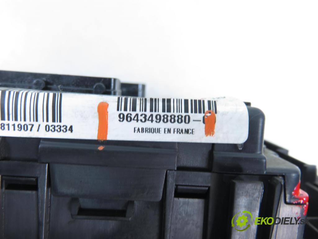 CITROEN XSARA PICASSO (N68) MINIVAN 2004 80,00 1.6 HDi 109 - 9HY (DV6TED4) 1560,00 MODUL BSM 9643498880