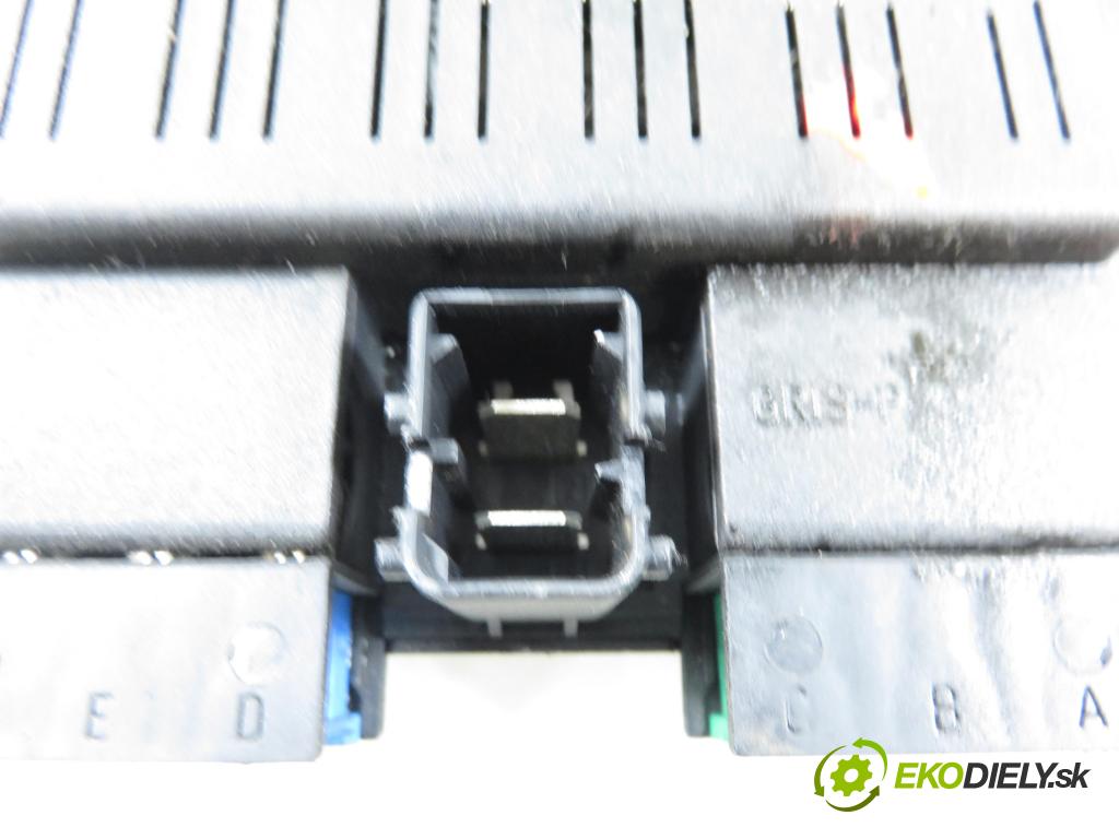 CITROEN XSARA PICASSO (N68) MINIVAN 2002 85,00 1.8 16V - 6FZ (EW7J4) 1749,00 MODUL BSI 9642409480