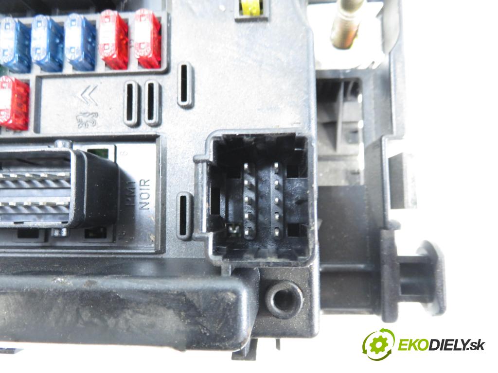 PEUGEOT 206 liftback (2A/C) HB 2003 55,00 1.4 75 - KFW 1360,00 MODUL BSM 9646405280