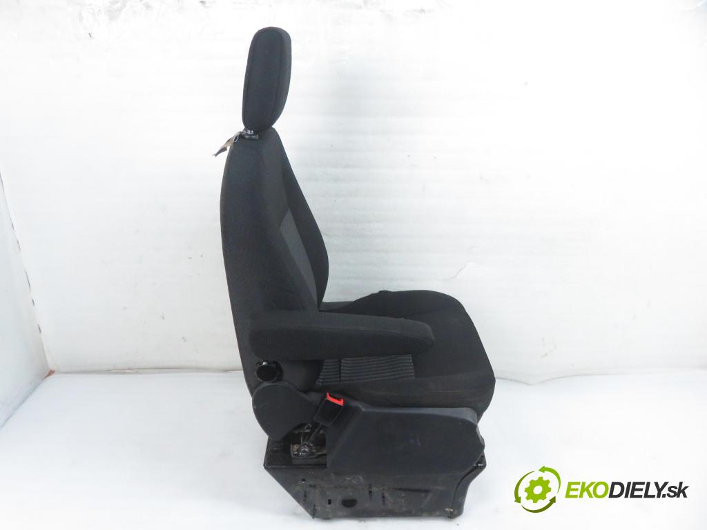 FORD TRANSIT CUSTOM V362 Skrzynia (FY, FZ) FURGON 2016 77,00 2.0 TDCi - YLF6 1995,00 Sedadlo šoféri