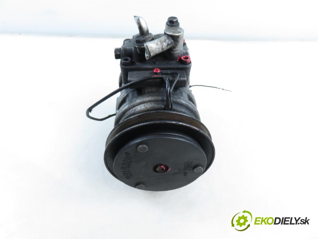 KIA SPORTAGE (K00) TERENOWY 2000 61,00 2.0 TD 4WD 83 - RF 1998,00 KOMPRESOR: klimatizace  (Kompresor klimatizace)