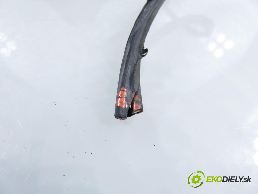 CITROEN XSARA PICASSO (N68) MINIVAN 2004 80,00 1.6 HDi 109 - 9HY (DV6TED4) 1560,00 ventilátor chladič PODNEBÍ / VODA 1831606000