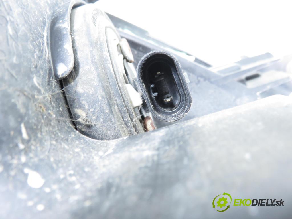 HONDA CIVIC VII Hatchback (EU, EP, EV) HB 2004 66,00 1.4 iS (EP1) 90 - D14Z6 1396,00 Svetlo PP 33100S5TG61