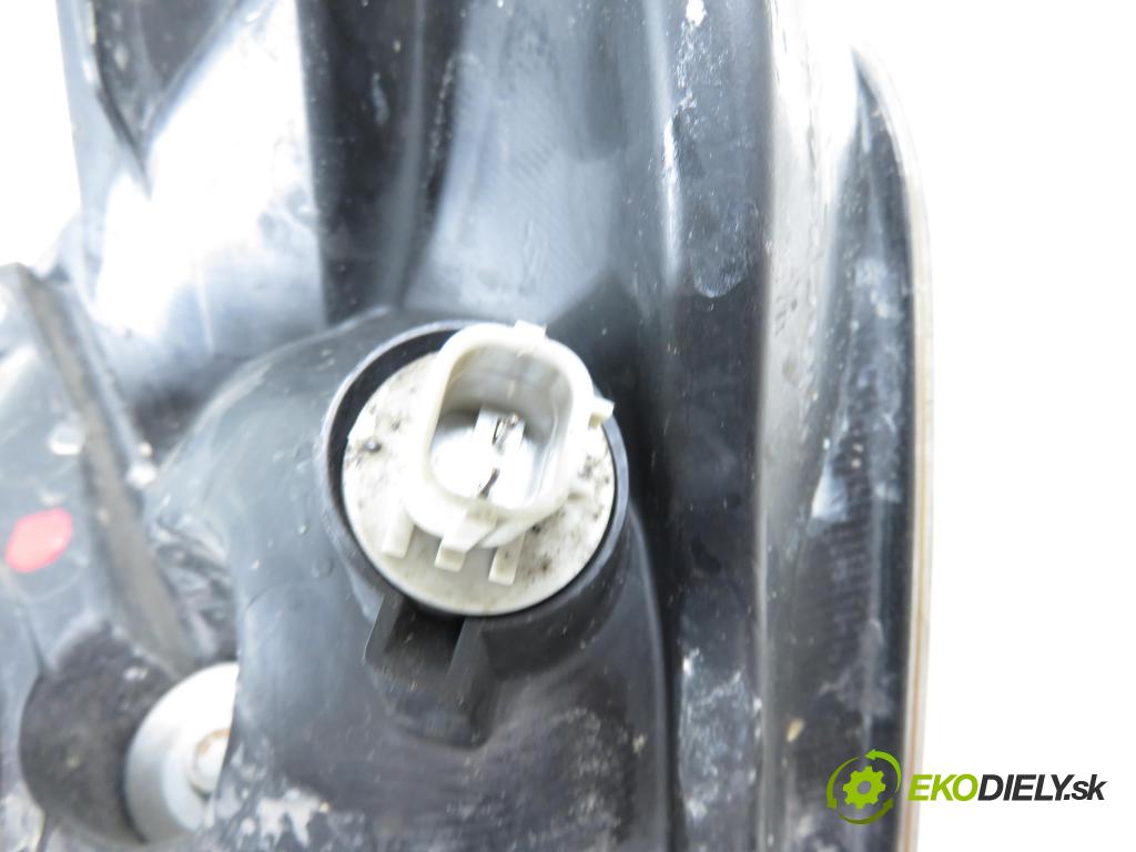 HONDA CIVIC VII Hatchback (EU, EP, EV) HB 2004 66,00 1.4 iS (EP1) 90 - D14Z6 1396,00 Svetlo PP 33100S5TG61