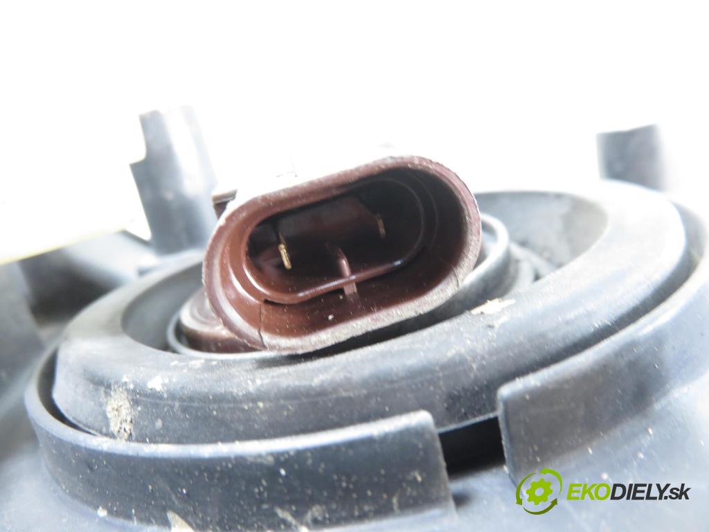 OPEL ZAFIRA A Nadwozie Wielkopojemne (MPV) (T98)  MINIVAN 2002 92,00 1.8 16V 125 - Z 18 XE 1796,00 Svetlo LP