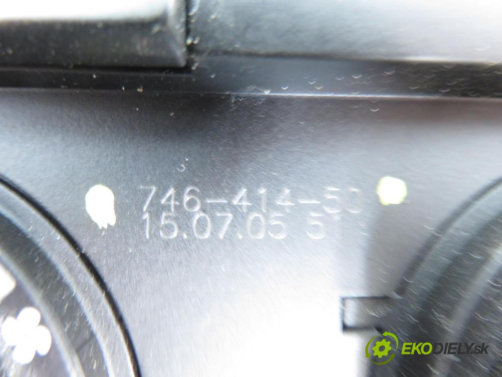 VW GOLF PLUS (5M1, 521) HB 2006 66,00 1.9 TDI - BRU 1896,00 Panel kúrenia KLIMATRONIK 74641450