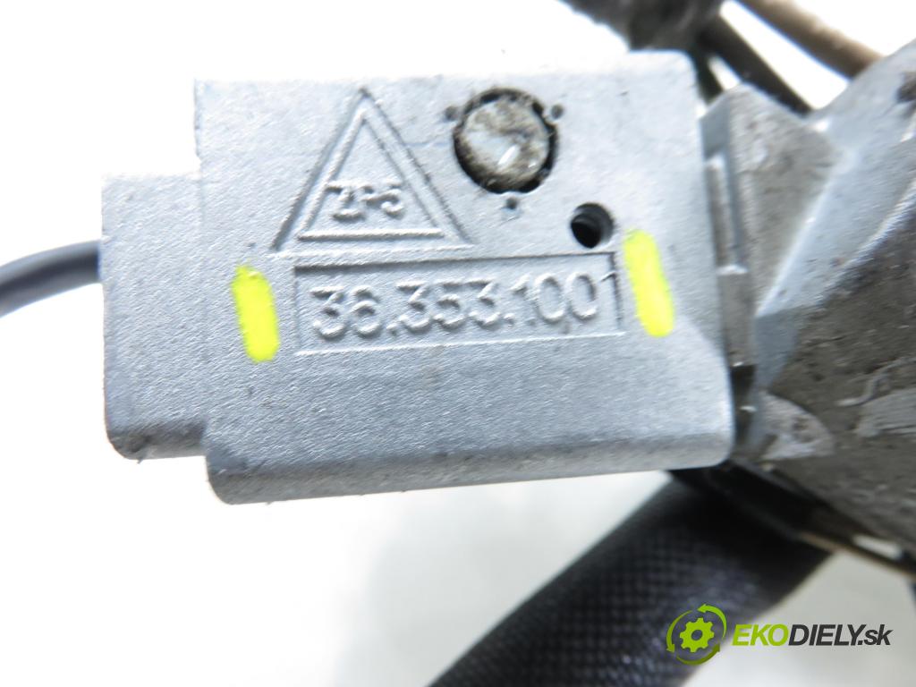 CITROEN C8 (EA_, EB_) MINIVAN 2005 0,00 2.0 HDi - RHT (DW10ATED4) 1997,00 spinačka 36353100 ; 9648445180 (Spínacia skrinka)