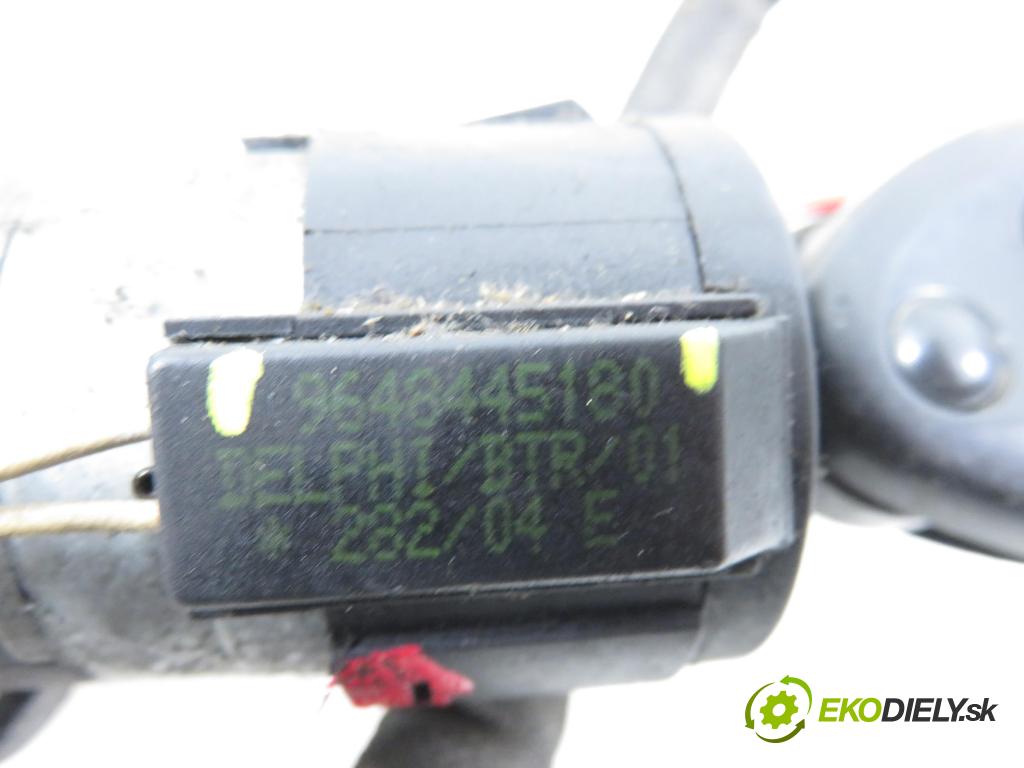 CITROEN C8 (EA_, EB_) MINIVAN 2005 0,00 2.0 HDi - RHT (DW10ATED4) 1997,00 spinačka 36353100 ; 9648445180 (Spínacia skrinka)