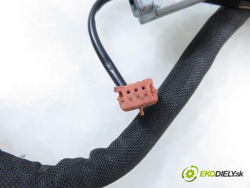 CITROEN C8 (EA_, EB_) MINIVAN 2005 0,00 2.0 HDi - RHT (DW10ATED4) 1997,00 spinačka 36353100 ; 9648445180 (Spínacia skrinka)