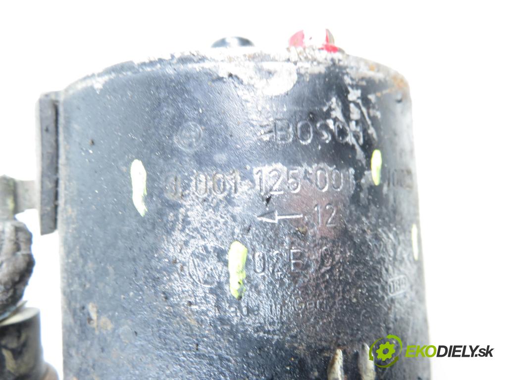 VW TRANSPORTER IV Platforma / podwozie (70E, 70L, 70M, 7DE, 7DL KABINA/PLATFORMA 1998 55,00 2.4 D - AJA 2370,00 Štartér 02B911023D ; 0001125001 (Štartér)