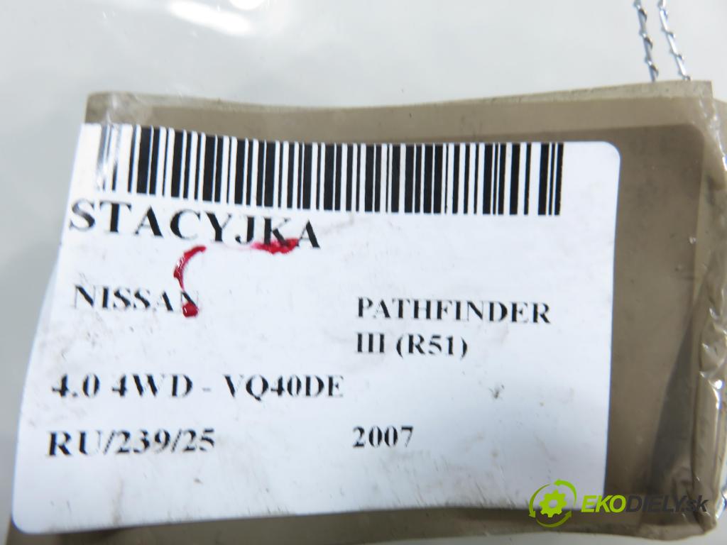 NISSAN PATHFINDER III (R51) TERENOWY 2007 198,00 4.0 4WD 269 - VQ40DE 3954,00 spinačka 28590C9968 (Spínacia skrinka)