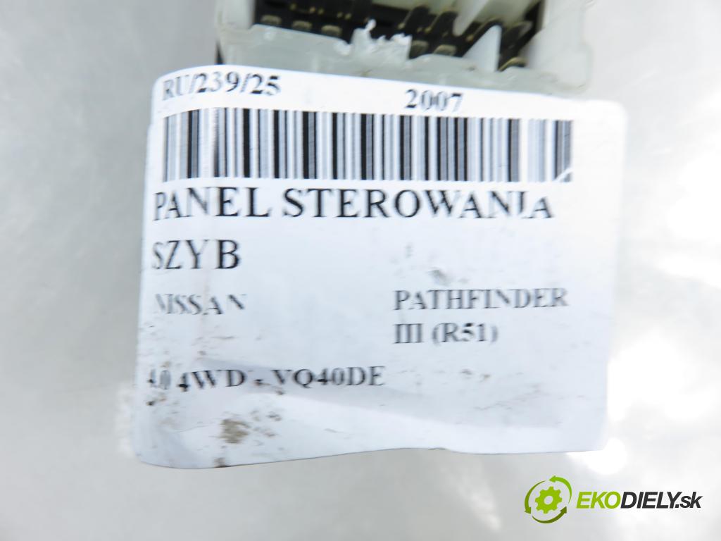 NISSAN PATHFINDER III (R51) TERENOWY 2007 198,00 4.0 4WD 269 - VQ40DE 3954,00 Panel ovládaní oken 25401ZP80A