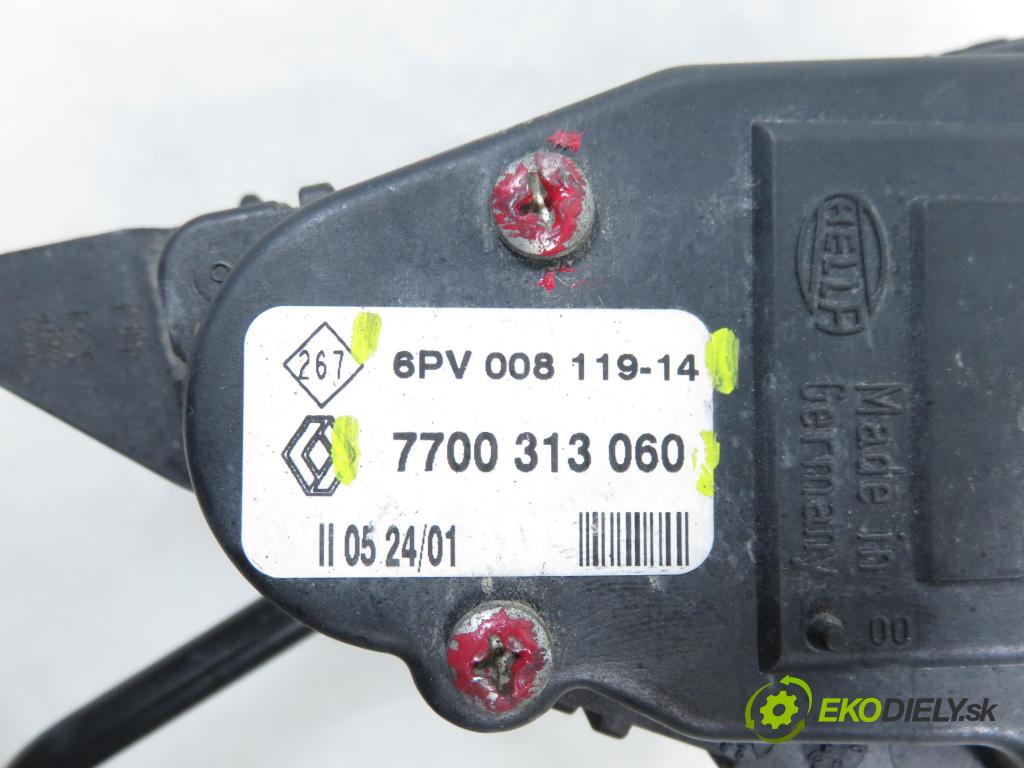 RENAULT TRAFIC II Skrzynia (FL) FURGON 2002 74,00 1.9 dCi 100 - F9Q 760 1870,00 Potenciometer plynu 7700313060 ; 6PV00811914 (Potenciometer plynového pedálu)