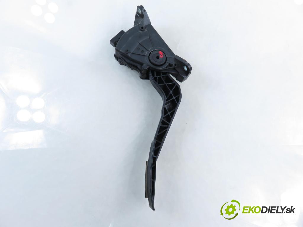 NISSAN PATHFINDER III (R51) TERENOWY 2007 198,00 4.0 4WD 269 - VQ40DE 3954,00 Potenciometer plynu GHSP7862212 ; 6PV93390100 (Potenciometer plynového pedálu)