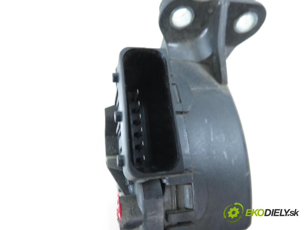 NISSAN PATHFINDER III (R51) TERENOWY 2007 198,00 4.0 4WD 269 - VQ40DE 3954,00 Potenciometer plynu GHSP7862212 ; 6PV93390100 (Potenciometer plynového pedálu)