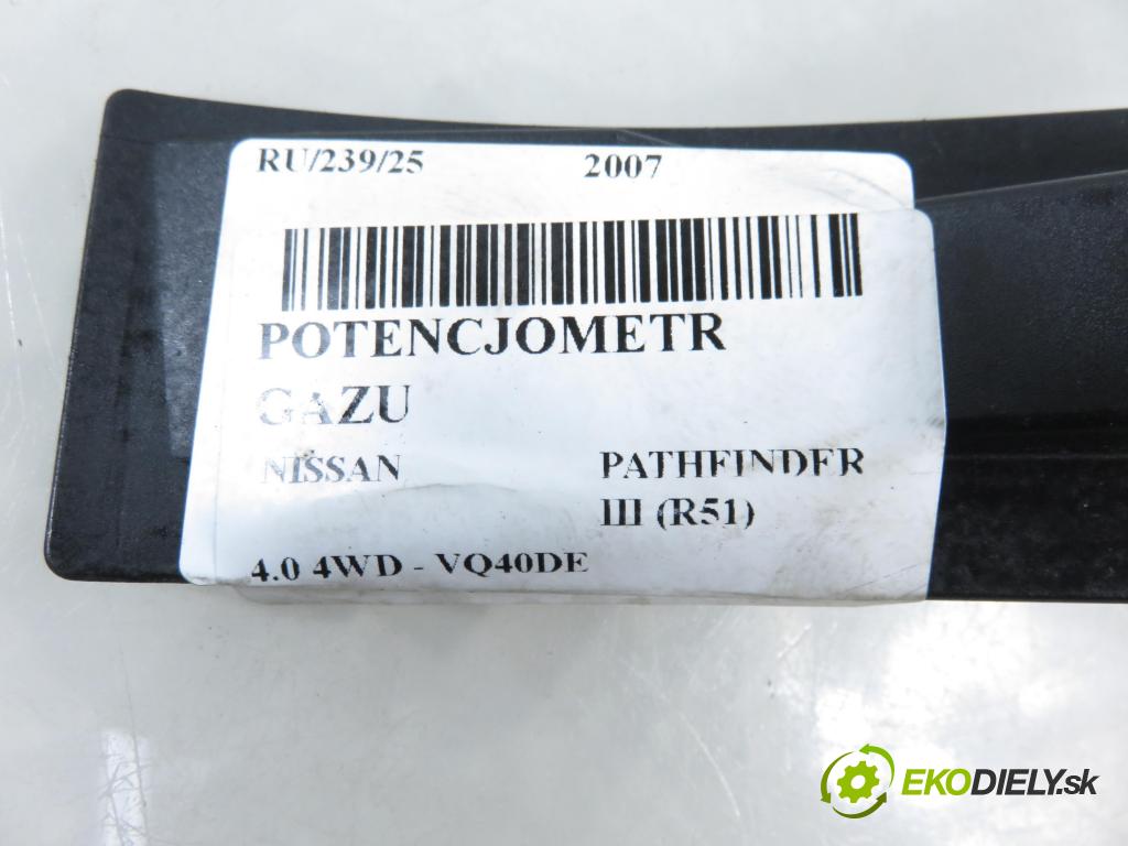 NISSAN PATHFINDER III (R51) TERENOWY 2007 198,00 4.0 4WD 269 - VQ40DE 3954,00 Potenciometer plynu GHSP7862212 ; 6PV93390100 (Potenciometer plynového pedálu)