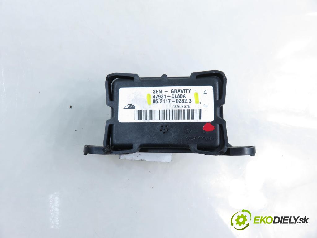 NISSAN PATHFINDER III (R51) TERENOWY 2007 198,00 4.0 4WD 269 - VQ40DE 3954,00 snímač ESP 06211702823 ; 47931CL80A