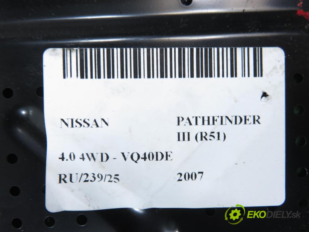 NISSAN PATHFINDER III (R51) TERENOWY 2007 198,00 4.0 4WD 269 - VQ40DE 3954,00 zesilovač 28060EA500 (Zesilovač)