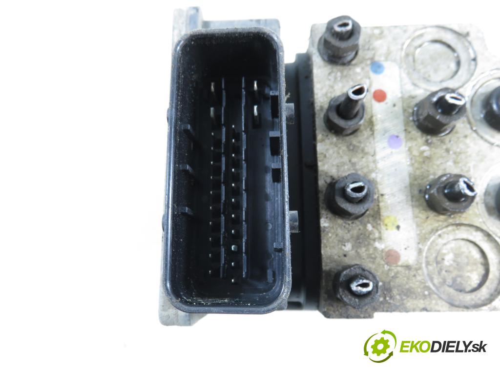 RENAULT TRAFIC II Skrzynia (FL) FURGON 2002 74,00 1.9 dCi 100 - F9Q 760 1870,00 pumpa ABS 13509005 ; 13664105 ; 54084659A (Pumpa ABS)