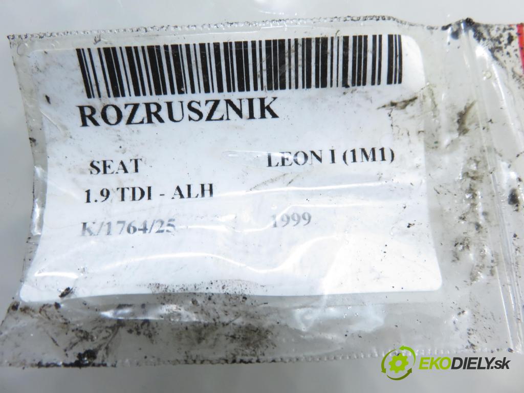 SEAT LEON (1M1) HB 1999 66,00 1.9 TDI 90 - ALH 1896,00 Štartér  (Štartér)