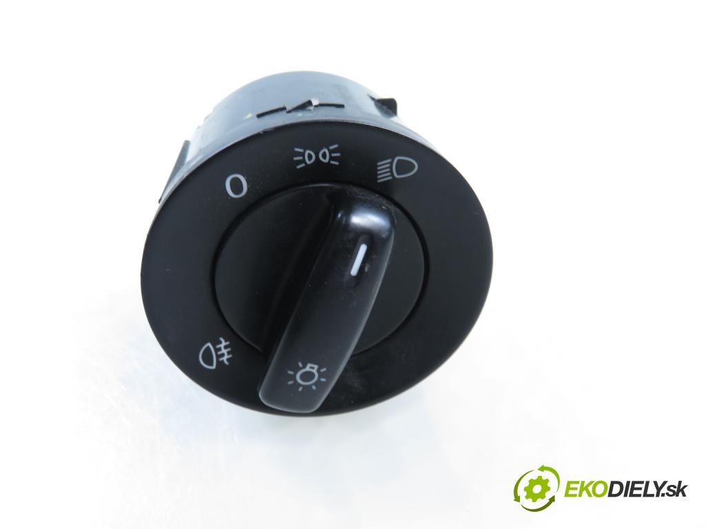 VW GOLF PLUS (5M1, 521) HB 2006 66,00 1.9 TDI - BRU 1896,00 prepínač svetlá 