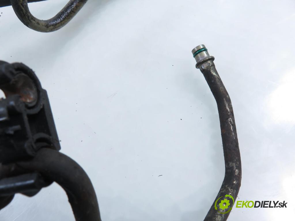 OPEL ASTRA H Kombi (A04) KOMBI 2004 125,00 2.0 Turbo - Z 20 LEL 1998,00 rúrka / Rúra servočerpadlo 13122700 ; 13122703