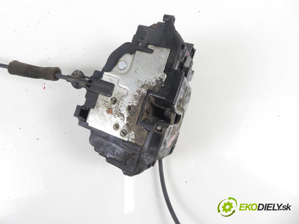 RENAULT MASTER III Platforma / podwozie (EV, HV, UV) KABINA/PLATFORMA 2016 120,00 2.3 dCi 165 FWD - M9T 702 2298,00 zámok 805030009R ; 805030009RF