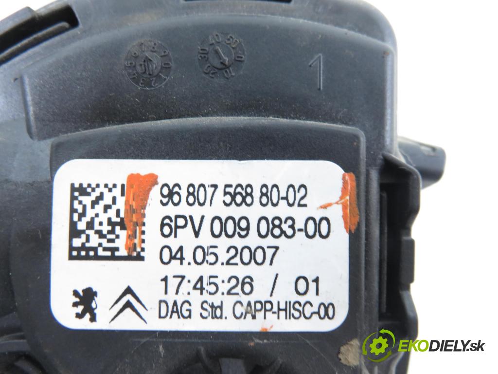 PEUGEOT 207 (WA_, WC_) HB 2007 54,00 1.4 - KFV (TU3A) 1360,00 Potenciometer plynu 968075688002 ; 6PV00908300 (Potenciometer plynového pedálu)