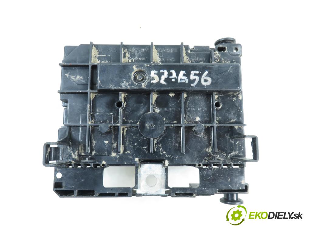 PEUGEOT 207 (WA_, WC_) HB 2007 54,00 1.4 - KFV (TU3A) 1360,00 MODUL BSM 9661708280