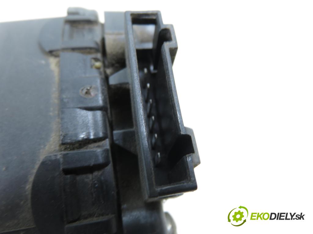 RENAULT KANGOO (KC0/1_) MINIVAN 2004 60,00 1.5 dCi 80 - K9K 702 1461,00 Potenciometer plynu 8200089851 ; 6PV00811924 (Potenciometer plynového pedálu)