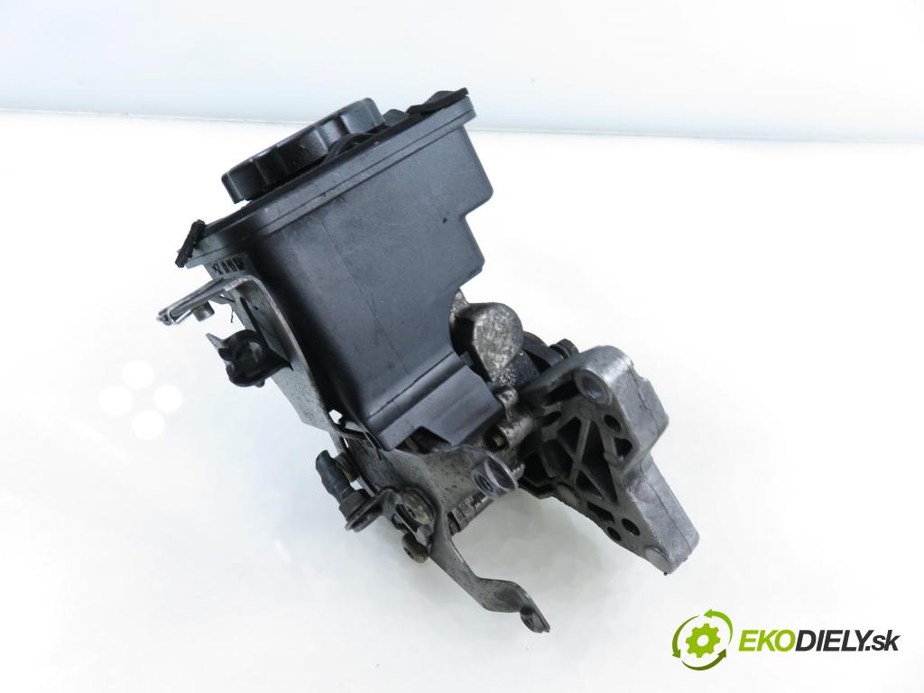 BMW 3 Compact (E46) HB 2003 110,00 320 td 150 - M47 D20 (204D4) 1995,00 pumpa servočerpadlo 6756575 ; 7692974519 (Servočerpadlo)
