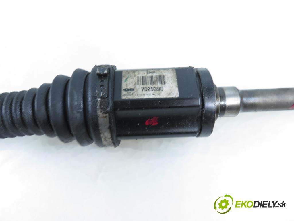 BMW 5 (E60) SEDAN 2006 170,00 530 xd 231 - M57 D30 (306D3) 2993,00 poloos PP 7534637