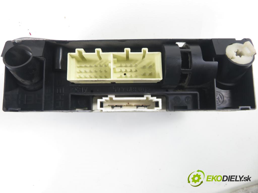 VW POLO (9N_) HB 2002 47,00 1.2 12V 64 - AZQ 1198,00 Panel kúrenia KLIMATRONIK 6Q0819445