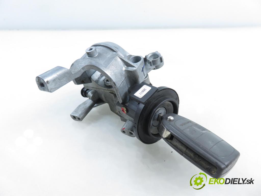 VOLVO V40 Kombi (645) KOMBI 2004 85,00 1.9 DI 116 - D 4192 T3 1870,00 spinačka  (Spínacia skrinka)